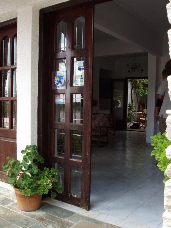 Hotel Hellinikon Ouranoupoli Bagian luar foto