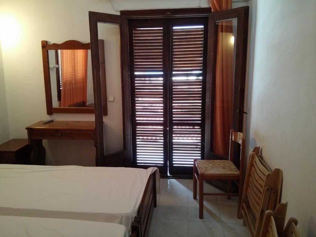 Hotel Hellinikon Ouranoupoli Bagian luar foto