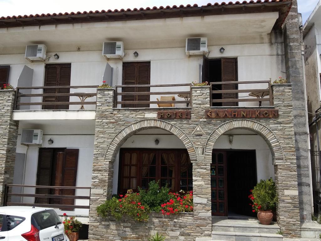 Hotel Hellinikon Ouranoupoli Bagian luar foto
